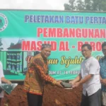 Peletakan Batu Pertama Masjid Al Barokah