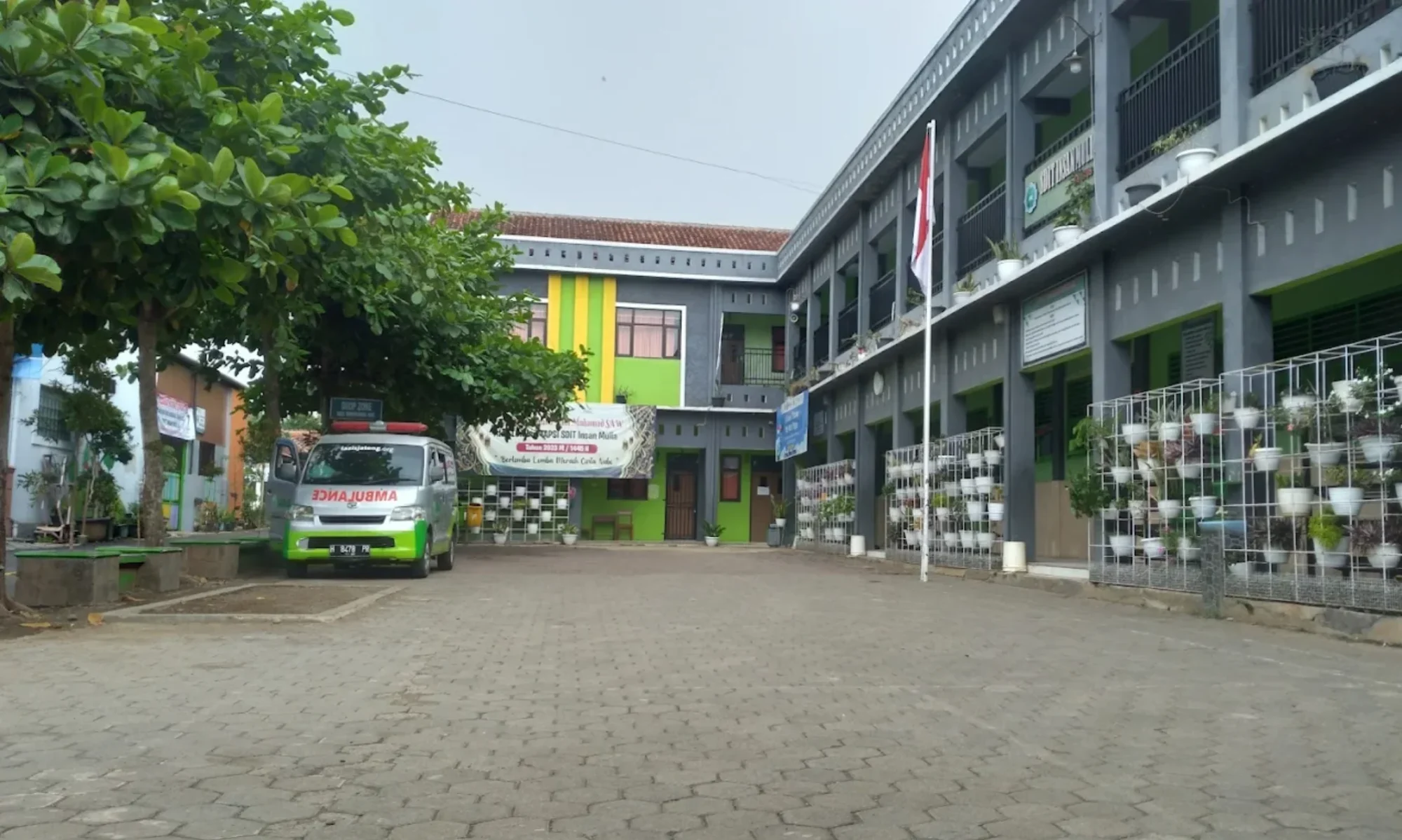 cropped-cropped-sd-IM-depan-panjang-1.webp